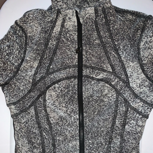 Lulu lemon define jacket athletic sport ru… - Picture 2 of 4
